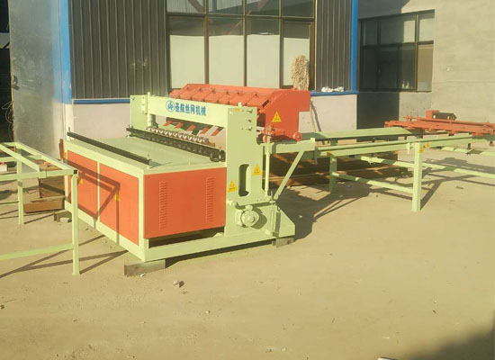 支護(hù)網(wǎng)排焊機(jī)